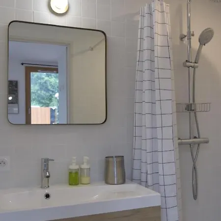 Beautiful Studio Ideal For 2 Near The City 아파트 툴루즈